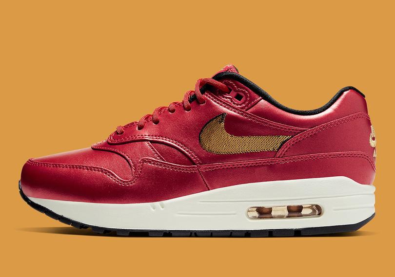 Nike-Air-Max-1-Red-Gold-CT1149_600-3