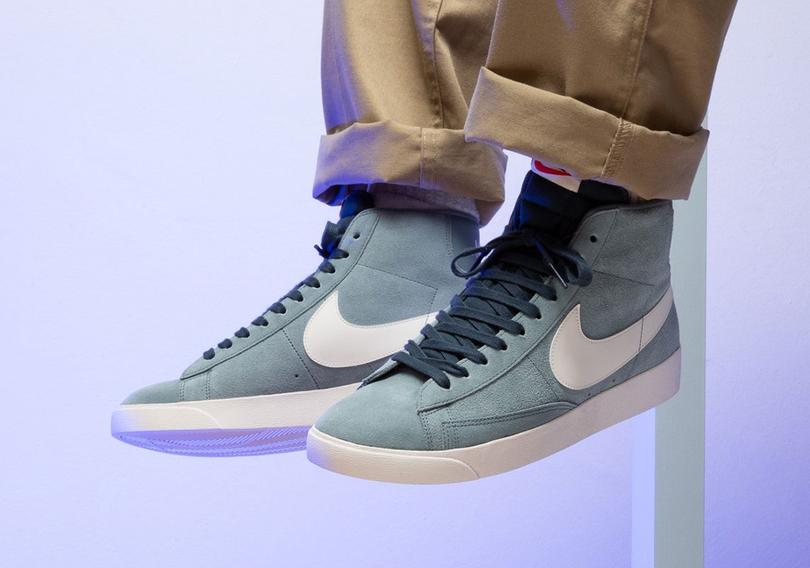 nike-blazer-monsoon-grey-AV9376-002-1