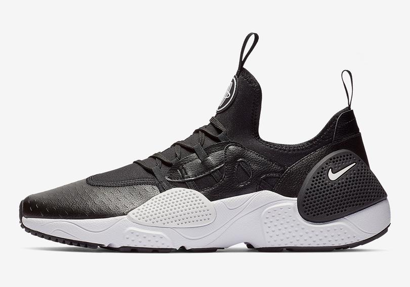 nike-huarache-edge-txt-av3598-001-1