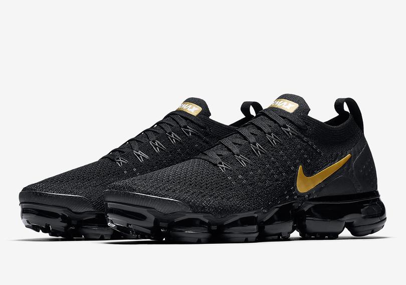 nike-vapormax-2-942843-012-metallic-gold-5