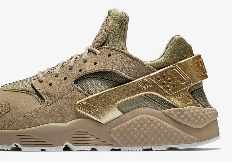 nike-air-huarache-gold-rush-704830-201-1