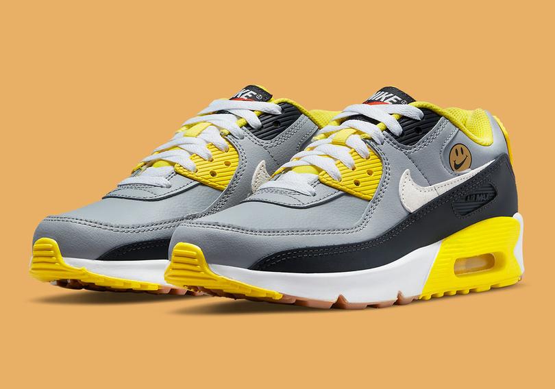 nike-air-max-90-gs-go-the-extra-smile-DQ0570-001-5