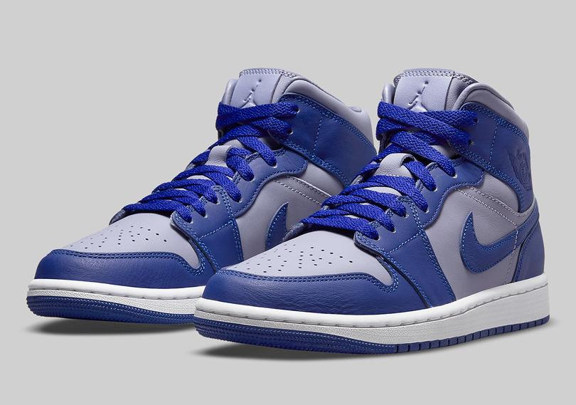 Air-Jordan-1-Mid-Georgetown-DH7821-500-3