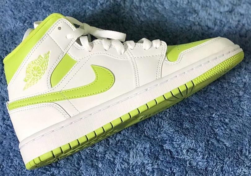 air-jordan-1-mid-white-neon-green-1