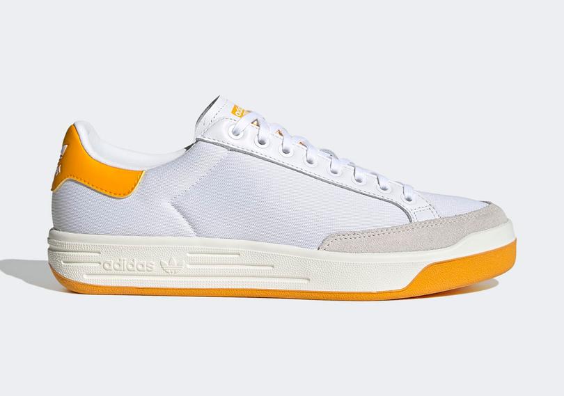 adidas-rod-laver-cloud-white-team-collegiate-gold-off-white-FY4731-1