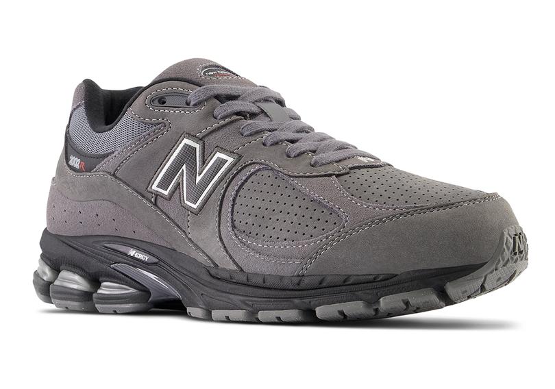 new-balance-2002r-castlerock-black-m2002reh-2