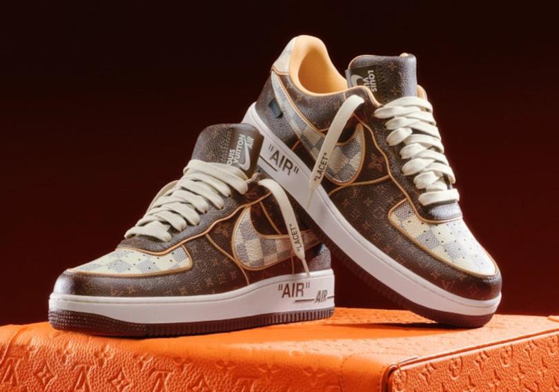 Louis-Vuitton-Nike-Air-Force-1-Monogram-Auction