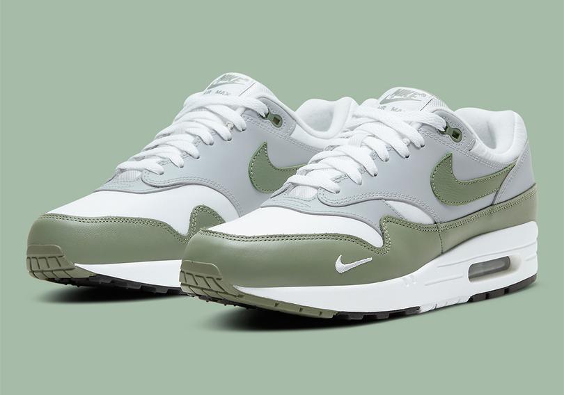 nike-air-max-1-spiral-sage-DB5074-100-release-date-7