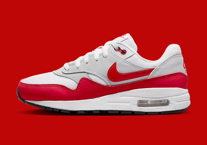 nike-air-max-1-gs-sport-red-dz3307-003-release-date-8