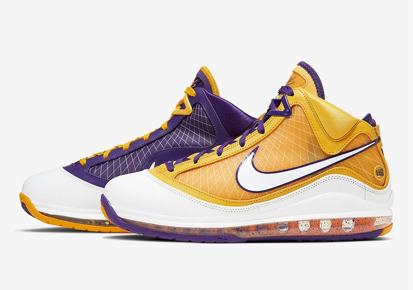 nike-lebron-7-media-day-lakers-CW2300-500-5